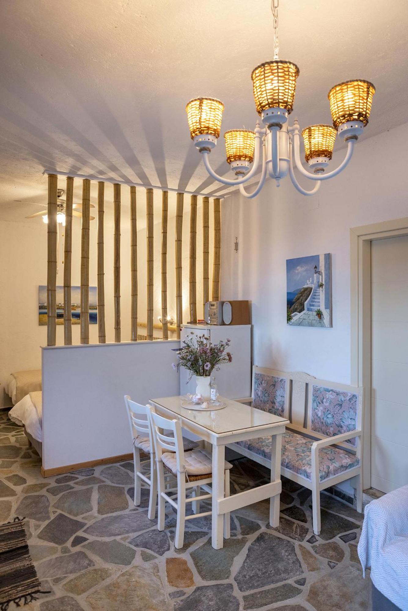 Aegean View - Seaside Apartment In Syros Azolimnos Dış mekan fotoğraf